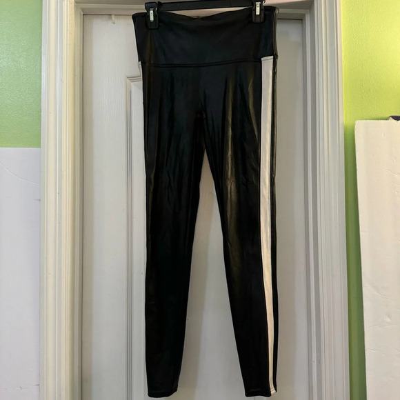 SPANX Faux Leather Leggings White Stripe The Side Mid-Rise - Picture 1 of 8